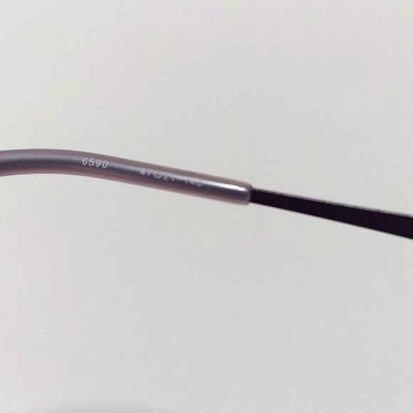 Martine Sitbon NWOT Unisex Silver/Lavender Frame With Same Lenses Sunglasses - Picture 10 of 10